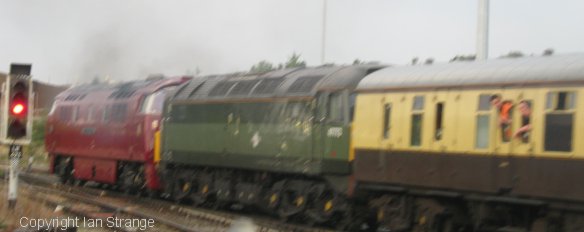 D1015 departs Leicester, August 	2013