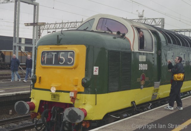 D9000 at Nuneaton March 1997